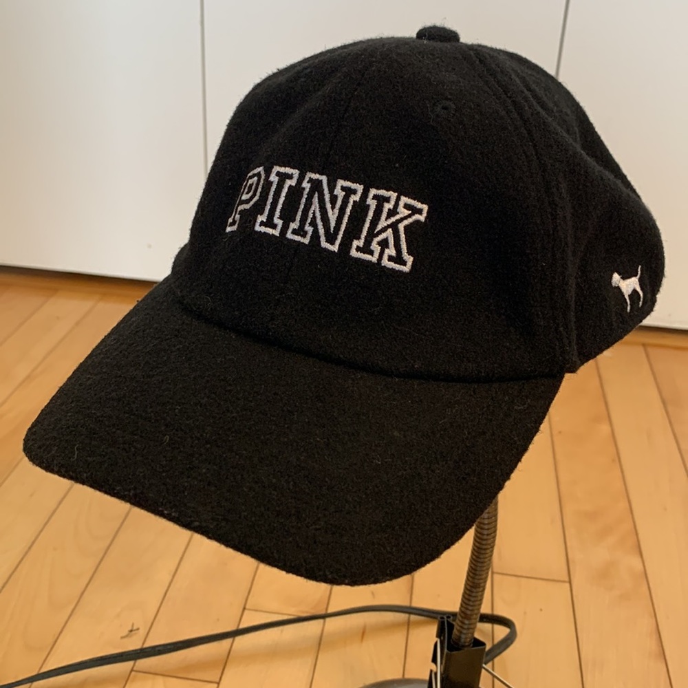 Pink (OS) - Picture 3 of 12
